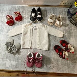 Set of 6 Adorably Cute Babies’ Size 1 Footwear. Clean and in Good Condition. $7